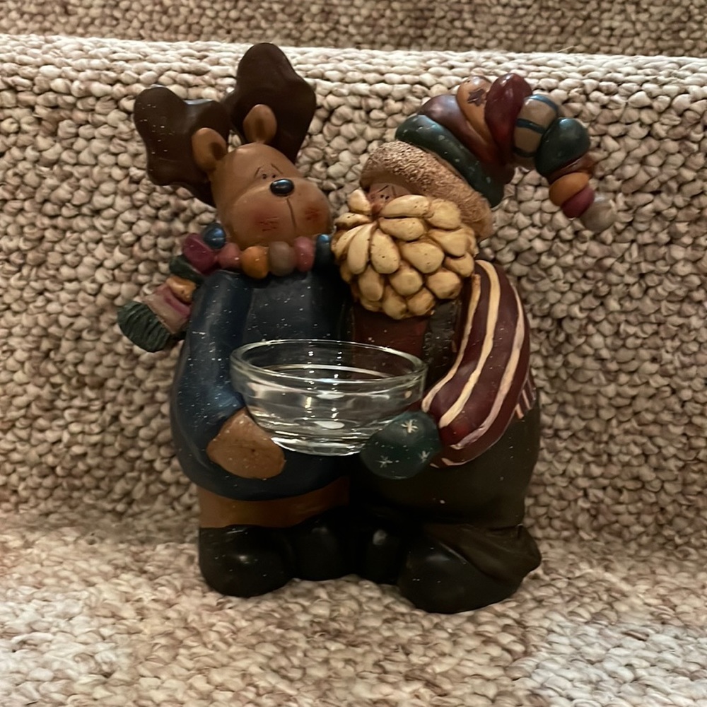 Tea light holder